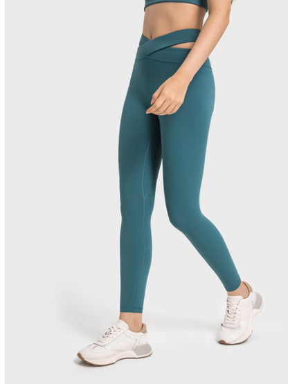 Crisscross Cutout Sports Leggings