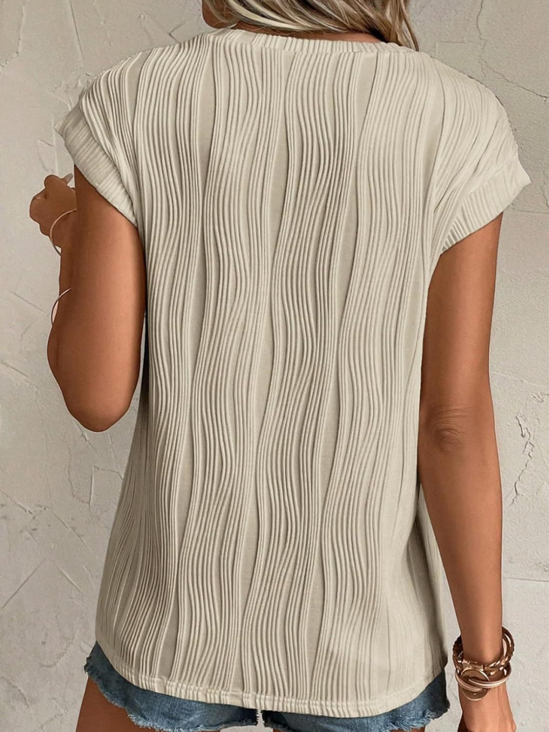 Textured Round Neck Cap Sleeve T-Shirt