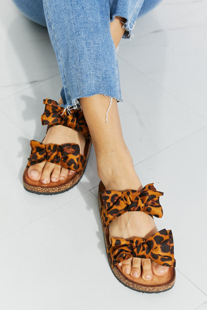 Forever Link Fiercely Feminine Leopard Bow Slide Sandals