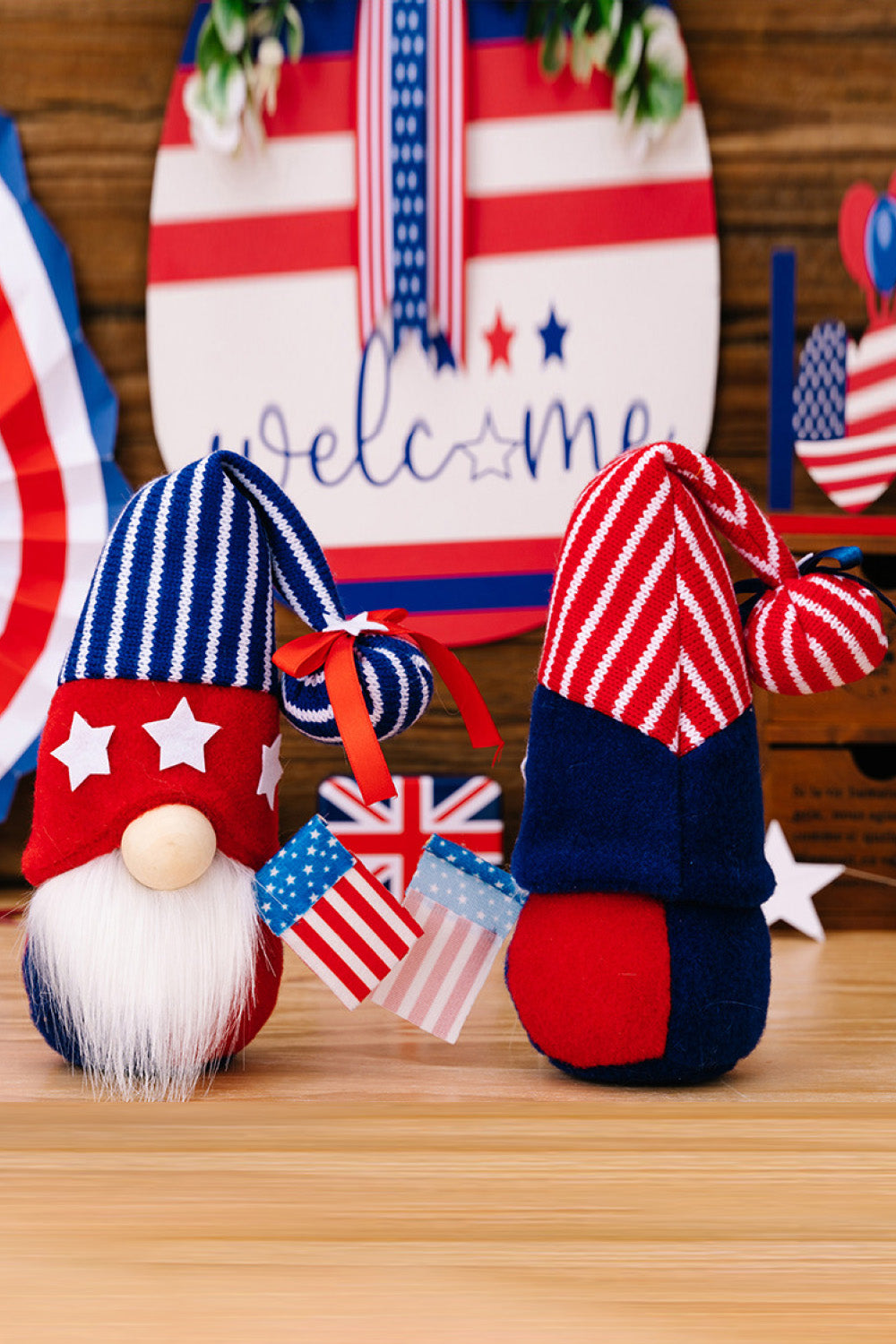 2-Piece Independence Day Knit Decor Gnomes