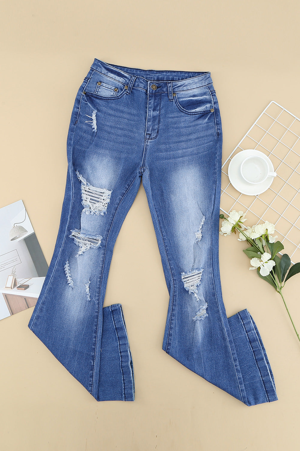 Baeful Distressed Flare Leg Jeans with Pockets